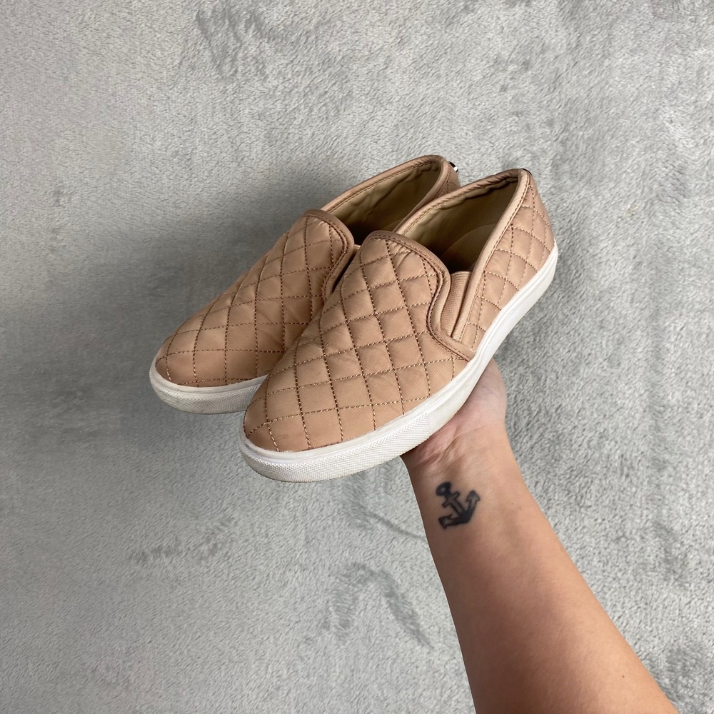 Steve Madden 6M‎ Blush Pink Quilted Slip On Sneakers Low Top Shoes Casual